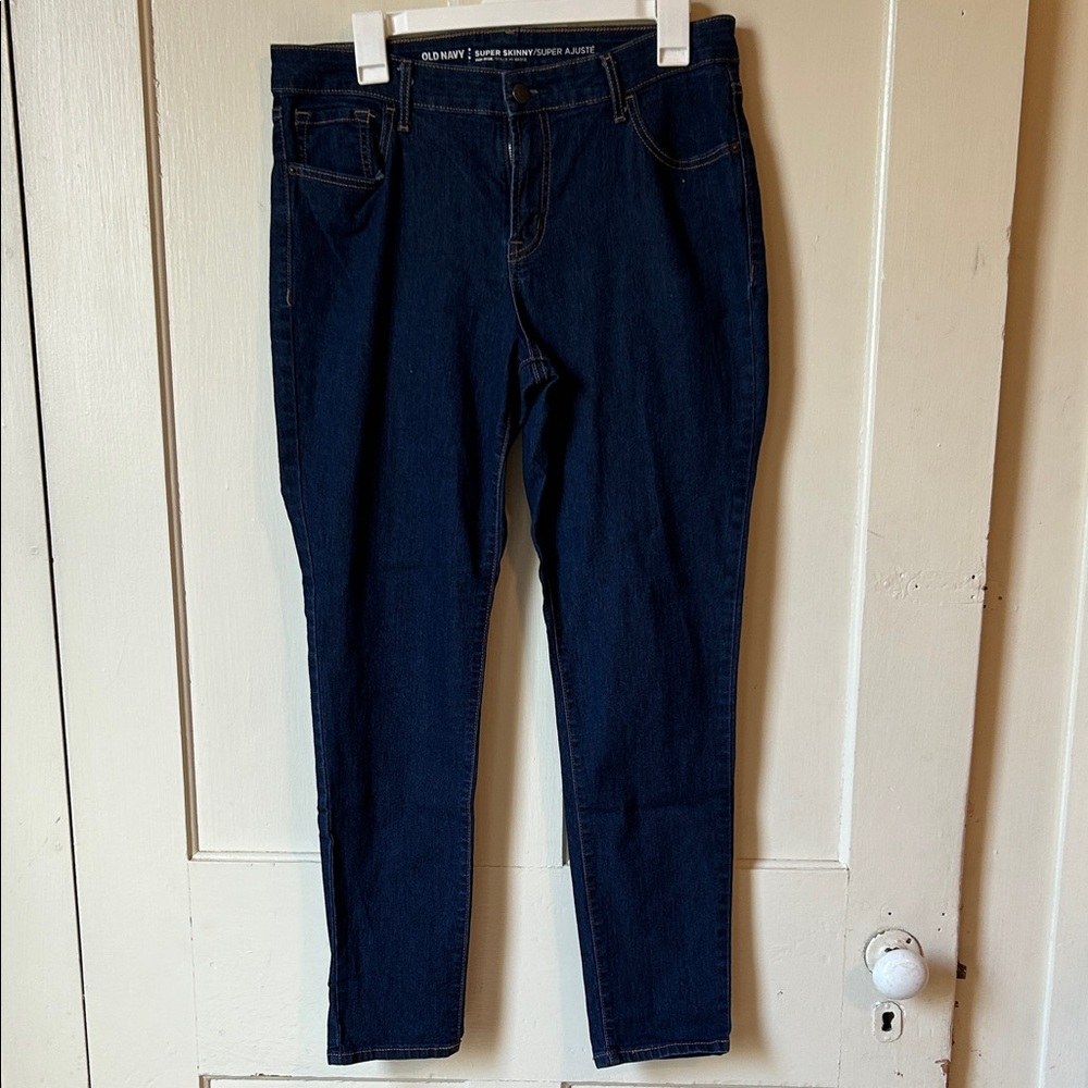Old Navy Women’s Deep Indigo Skinny Jeans
